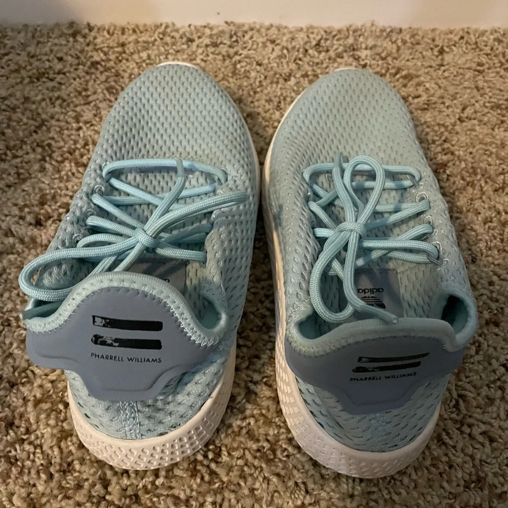 Adidas Carolina Blue  Pharrell Williams Tennis Shoes